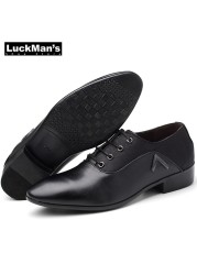 Brand Men Shoes High Quality Oxfords British Style Men Faux Leather Dress Shoes Formal Business Shoes Men Flats Plus Size 38-48