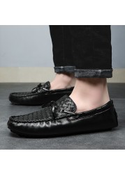 Men Casual Shoes Brand 2020 Genuine Leather Mens Loafers Moccasins Comfortable Breathable Slip On Driving Shoes Black