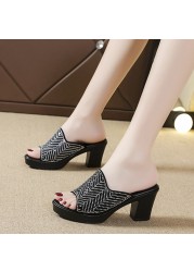 Diamond Rhinestone Genuine Leather Summer Shoes Fashion Mother Outdoor Sandals Women Plus Size 40-42 Cool Slippers