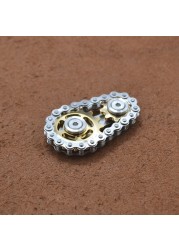 Flywheel sprockets finger sprocket sprockets EDC chains metal toy gear chain slewing landing ship road sprocket rotor