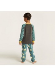 Juniors Graphic Print T-shirt and All-Over Printed Pyjamas Set