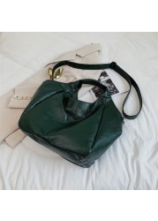 Green Unique Women Shoulder Bags Design Large Shopping Bag Large Capacity Hobos Bag Lady Soft Leather Messenger Bag Sac