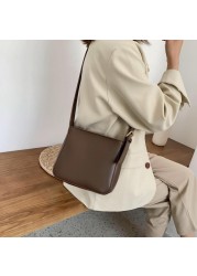 DIGERUI Women's Bag 2022 Vintage PU Leather Bucket Bags Simple OL Passenger Bag Messenger Bag Female Shoulder Crossbody Bags