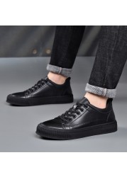 2022 new men's casual shoes breathable trend clown white shoes handmade luxury wear-resistant leisure flats black white W322