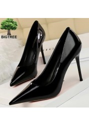 BIGTREE أحذية امرأة الموضة مضخات براءات الاختراع والجلود عالية الكعب Stiletto الكعوب الاحتلال OL مكتب أحذية مثير الكعوب حجم كبير 43