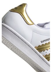 حذاء رياضي Superstar من adidas Originals