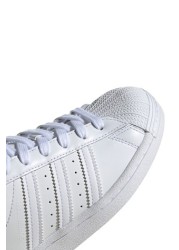 حذاء رياضي Superstar Youth من adidas Originals